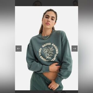 Mate the label oversized crew